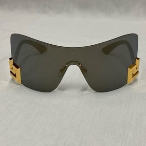 VERSACE VE2240 SUNGLASSES, NEW WITH TAGS AND BOX, UNISEX, FRAMELESS SHIELD